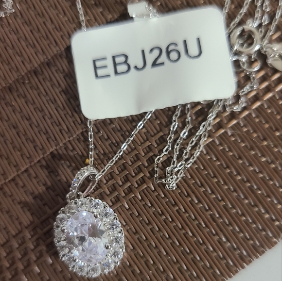 Necklace from Charmed Aroma candle - Picture 2 of 3